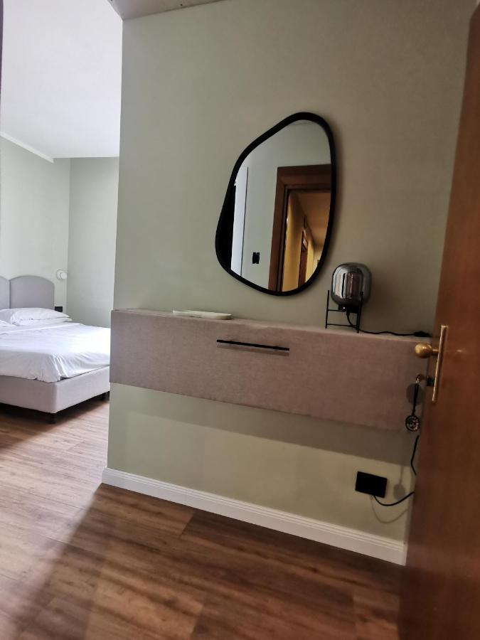 Albium Hotel Альбенга Экстерьер фото